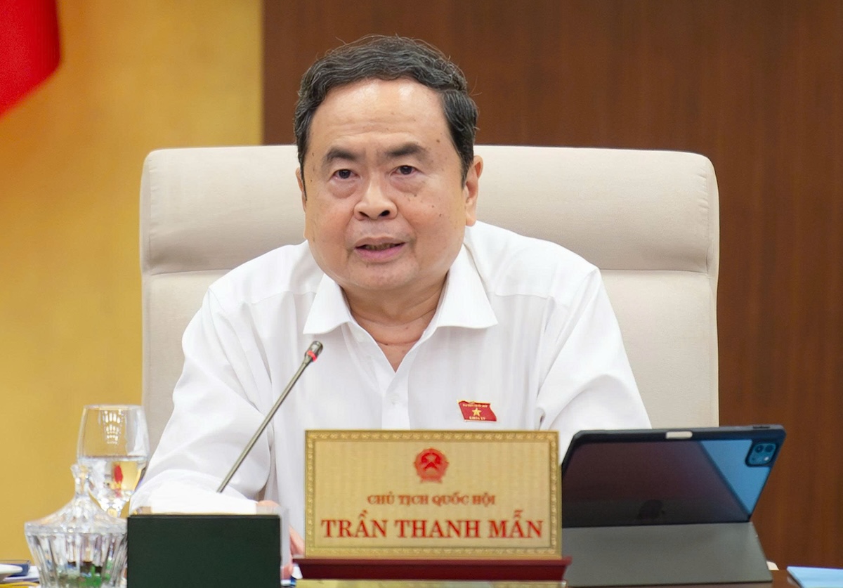 國會主席陳青敏簽署關於一些省市人事的決議