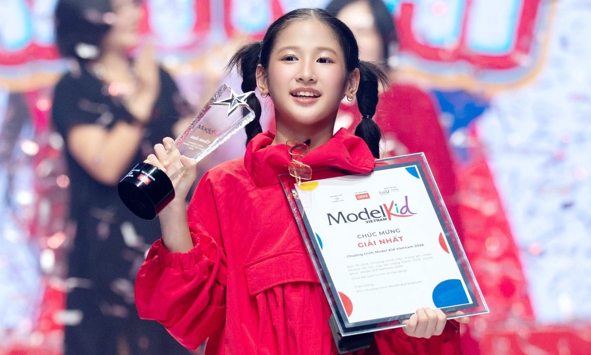 越南11岁马戏世家女孩夺Model Kid Vietnam 2026冠军 · 报道配图