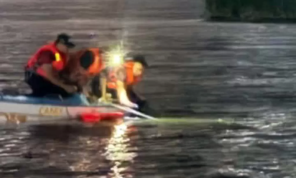 河内定功湖两人夜间钓鱼翻船溺水身亡