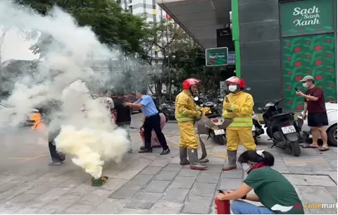 河內公寓高樓舉行消防演練 逾250名基層力量與近500人次居民參加