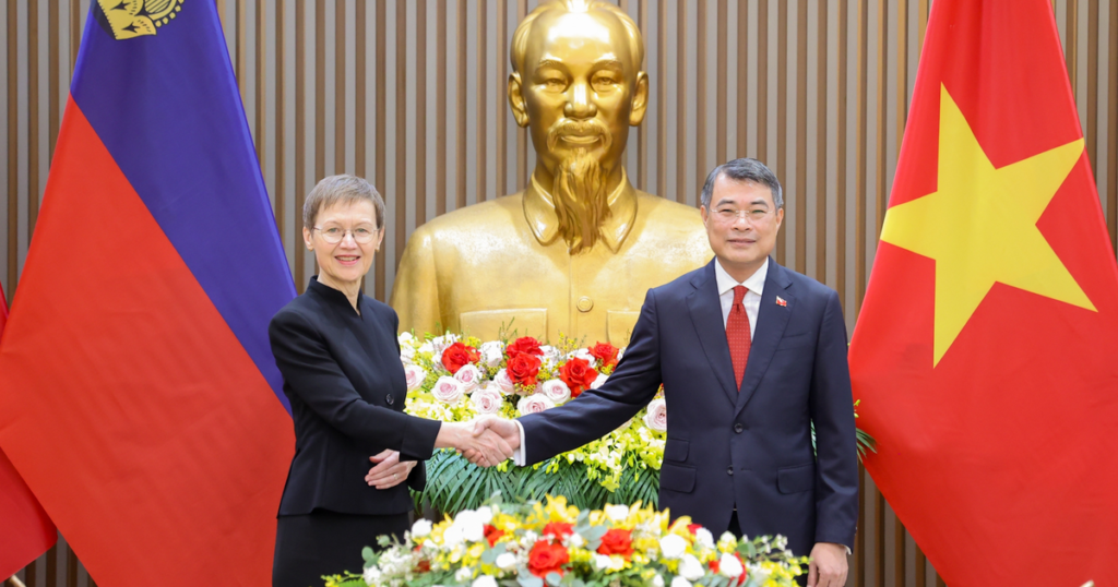 列支敦士登首相首次访越 两国签署避免双重征税协定