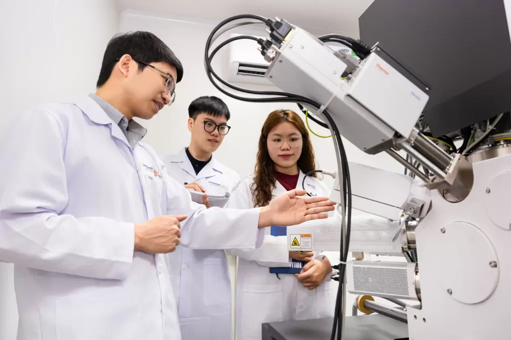 越南总理签署指示加强考试防作弊,要求防范人工智能与高科技设备舞弊 · 报道配图