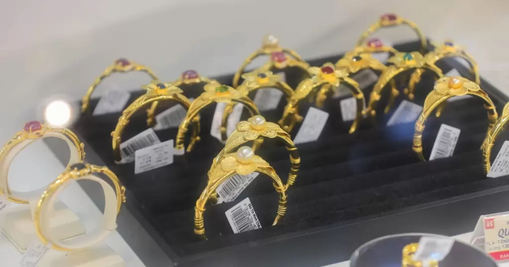 越南國內金價10月19日持平，SJC買賣價維持140,6至143,6百萬盾
