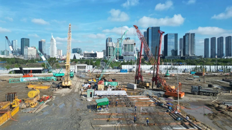 胡志明市前9月公共投資撥付75.5% 四季度需再撥逾36000億盾 · 報道配圖