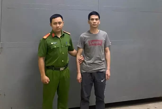 兴安省盗窃案逃犯在精神病院治疗期间脱逃后投案 · 报道配图