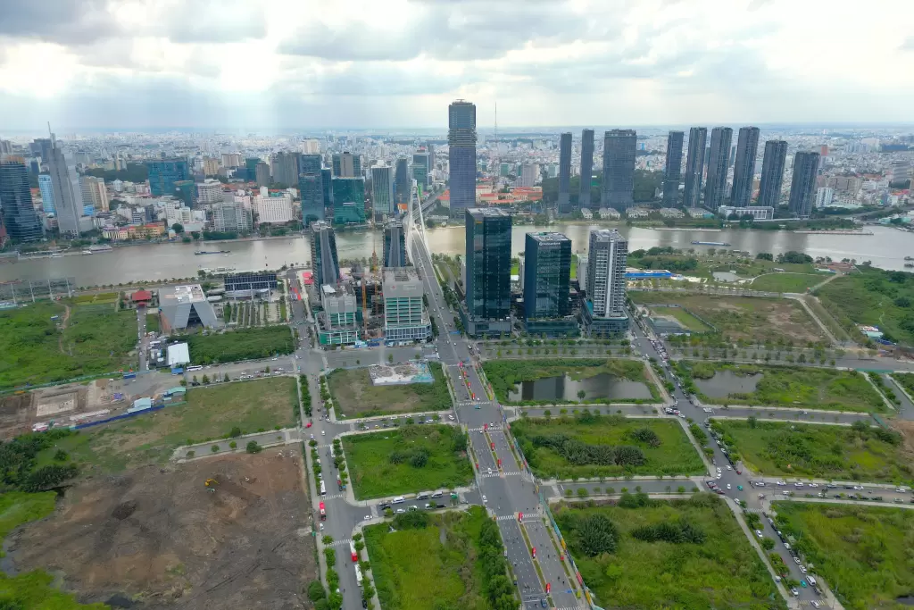 胡志明市重新拍卖守添三幅地块 起拍总价逾14.5万亿越南盾 · 报道配图