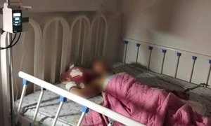 越南23岁女子跳桥身亡，家属称其生前遭网络攻击 · 报道配图
