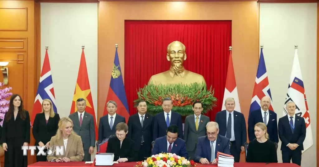 越南在河内与EFTA四国签署自由贸易协定