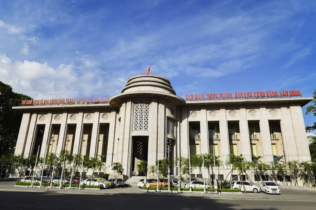 越南国家银行要求银行下调6个月以上定期存款利率至少0.5个百分点