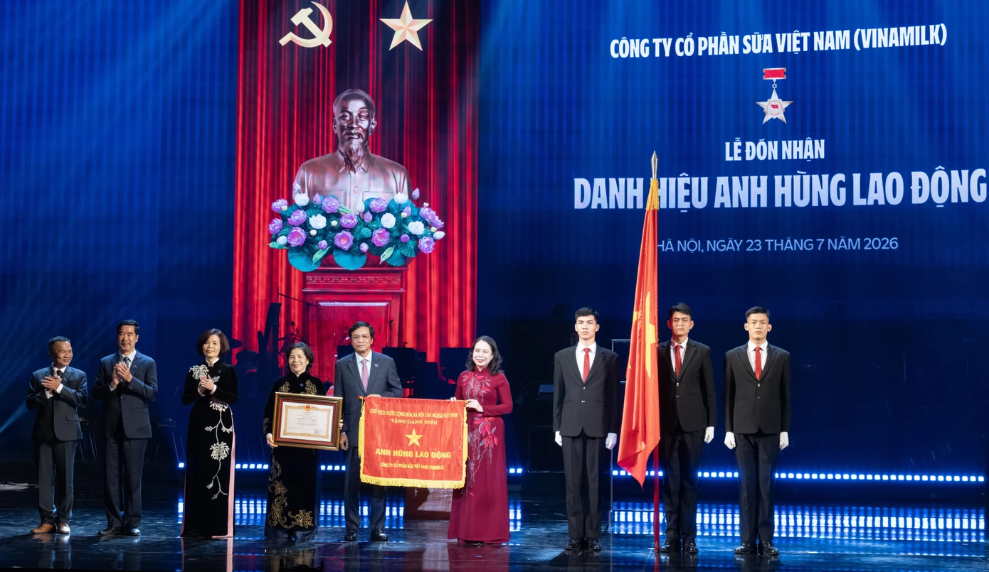 Vinamilk第二次獲授勞動英雄稱號