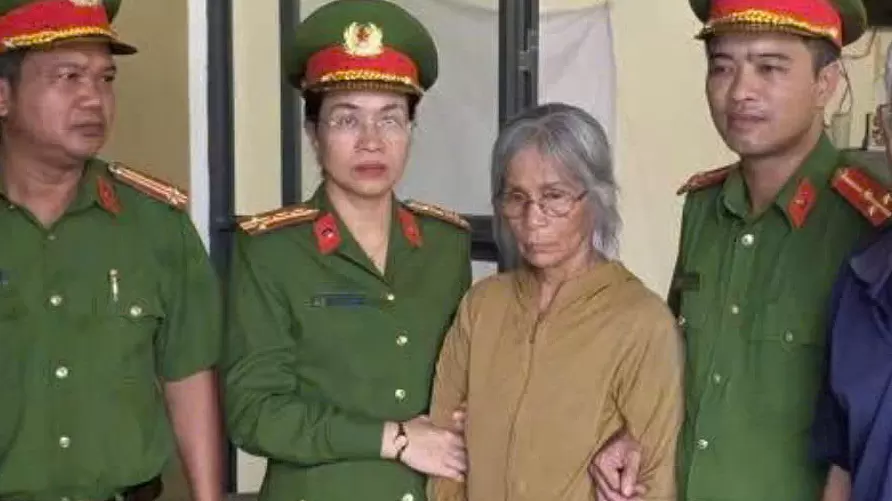 广南警方抓获潜逃43年女囚犯，已押回看守所