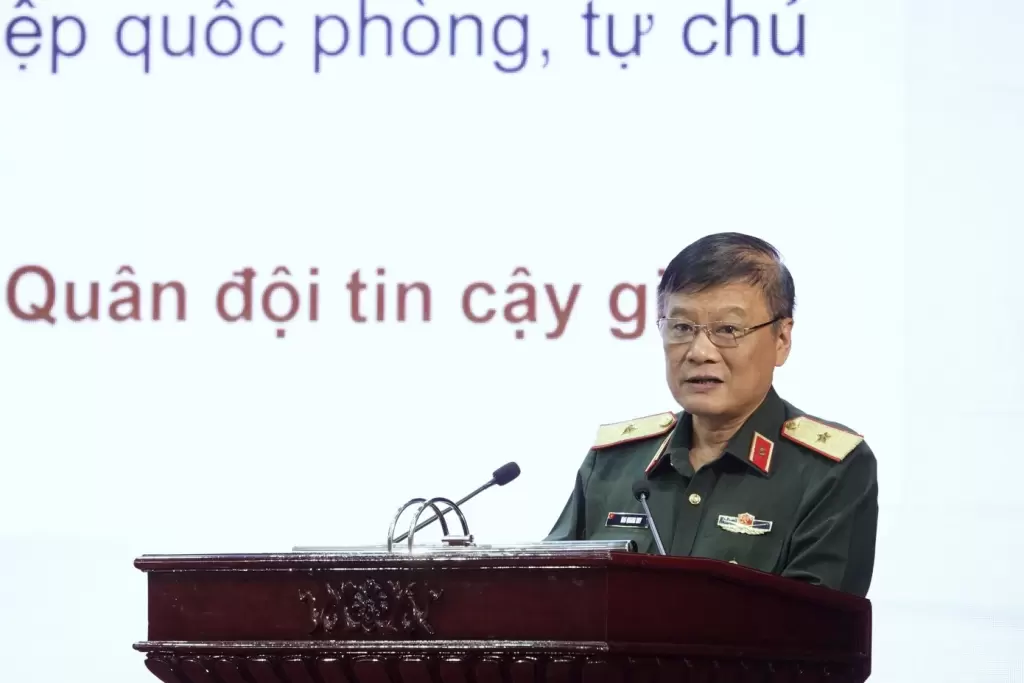 梅光輝