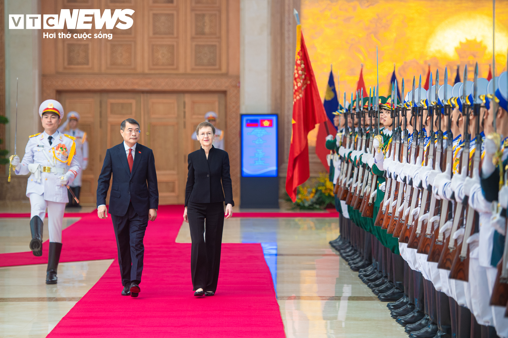 越南總理黎明興主持歡迎列支敦士登首相布麗吉特·哈斯儀式