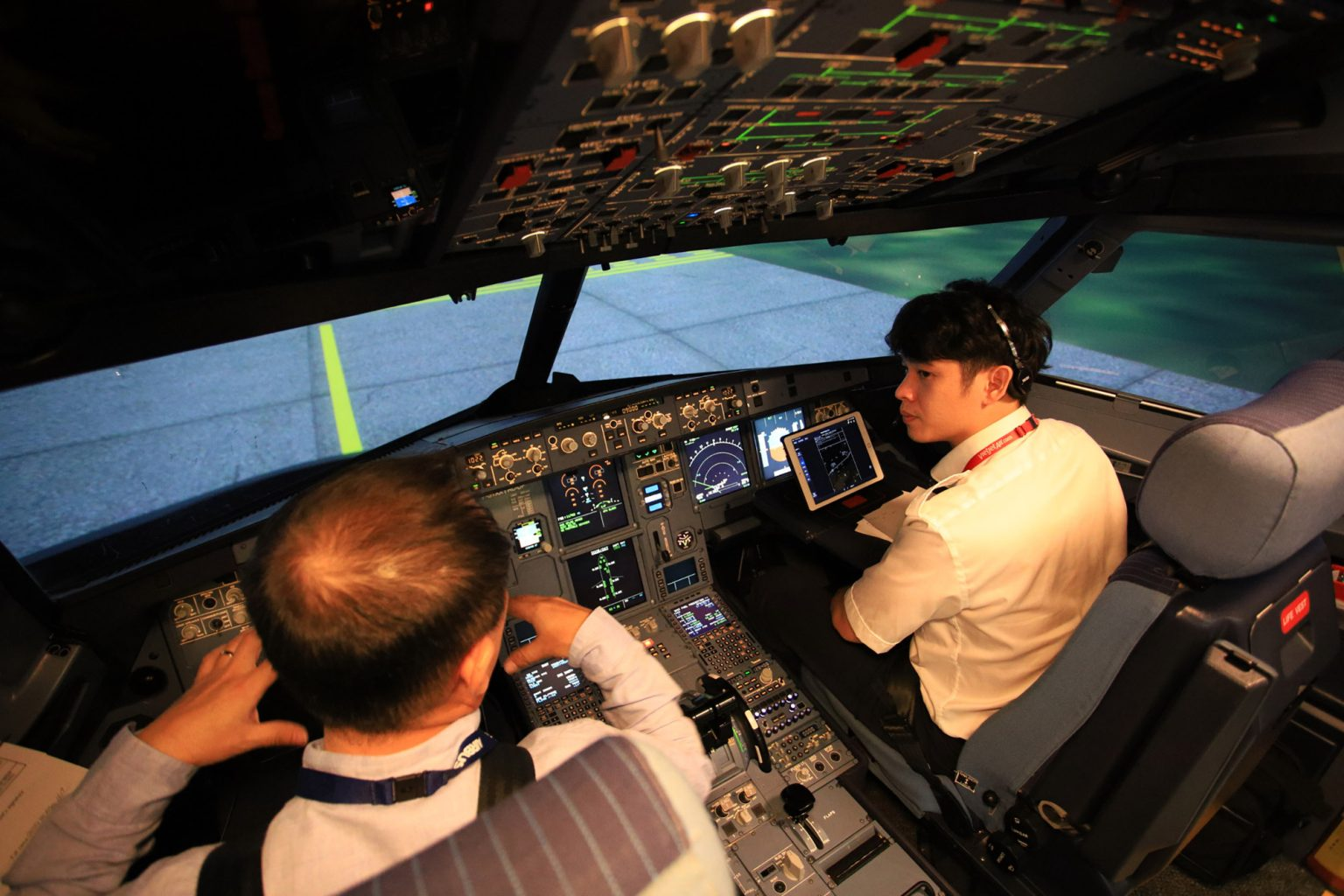 越捷航空学院更名维多利亚航空学院并获独立培训资质 · 报道配图