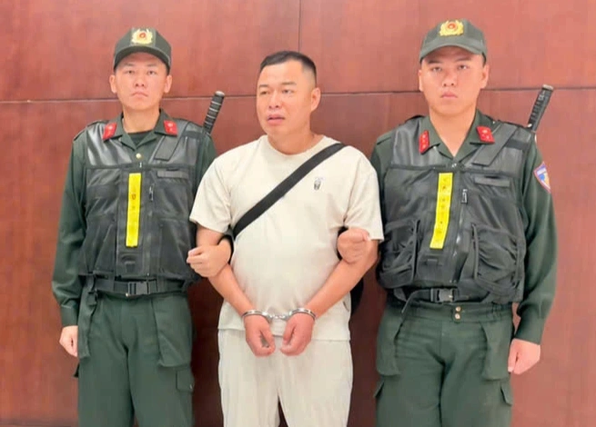 孙鹏被起诉、被暂时拘留