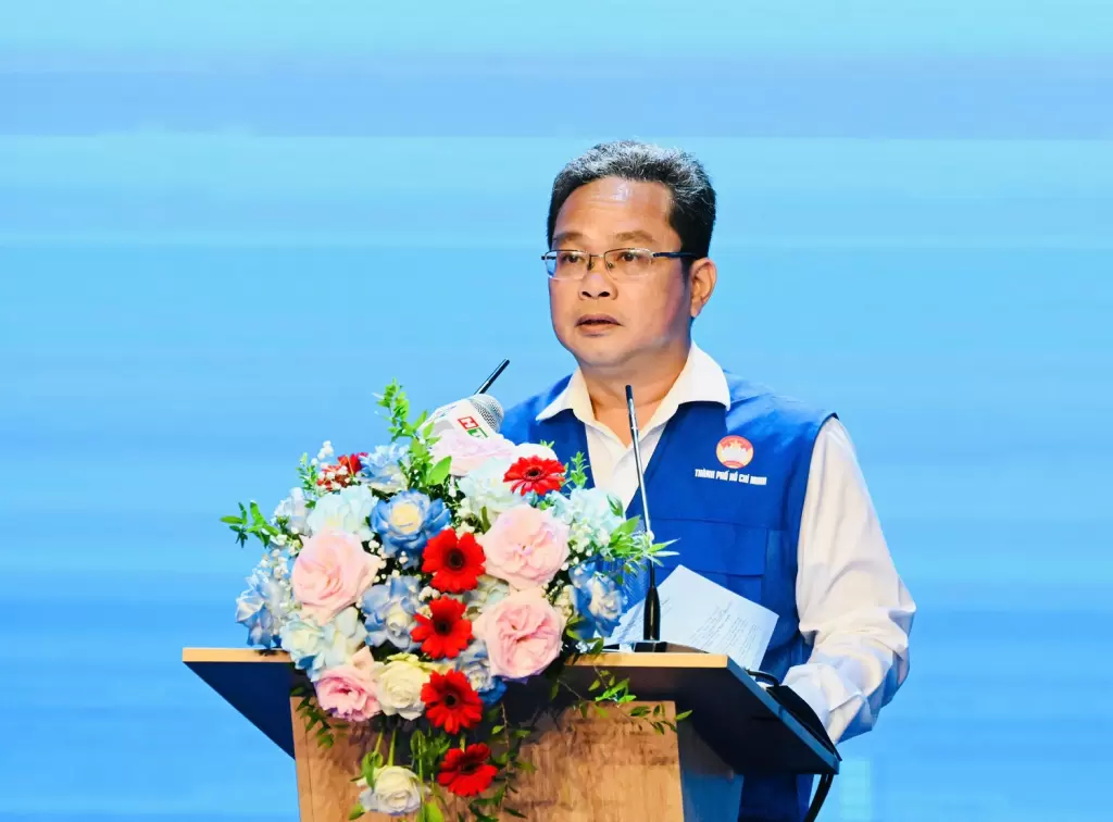 範明俊在活動上發言