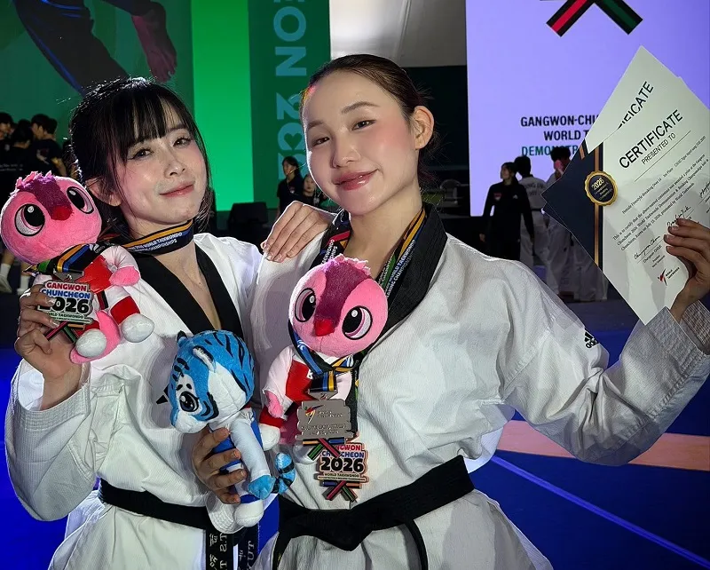 胡志明市三名女運動員在亞運會分獲第四名、銅牌和銀牌 · 報道配圖