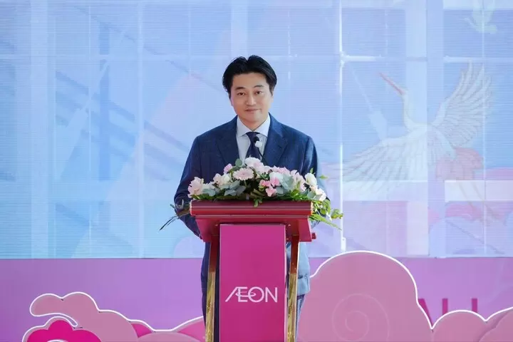 永旺清化购物中心开业,三天接待逾20万顾客 · 报道配图