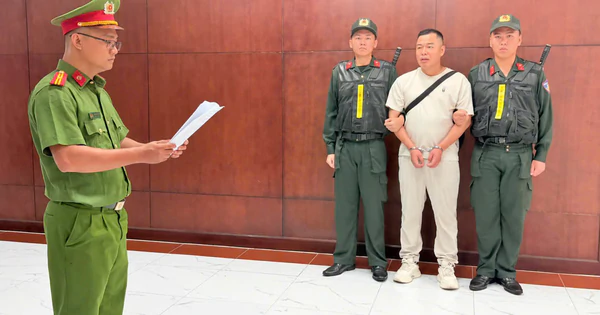 胡志明市警方以侵犯工业产权罪逮捕中国籍男子孙鹏 · 报道配图