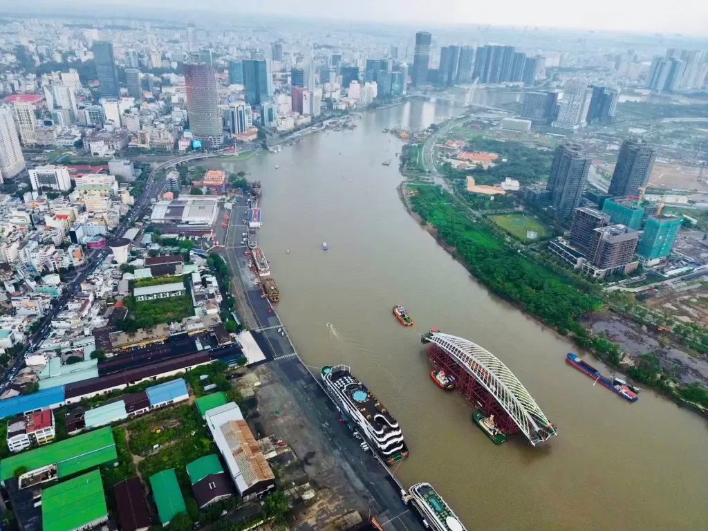 西贡河步行桥合龙技术方案图2