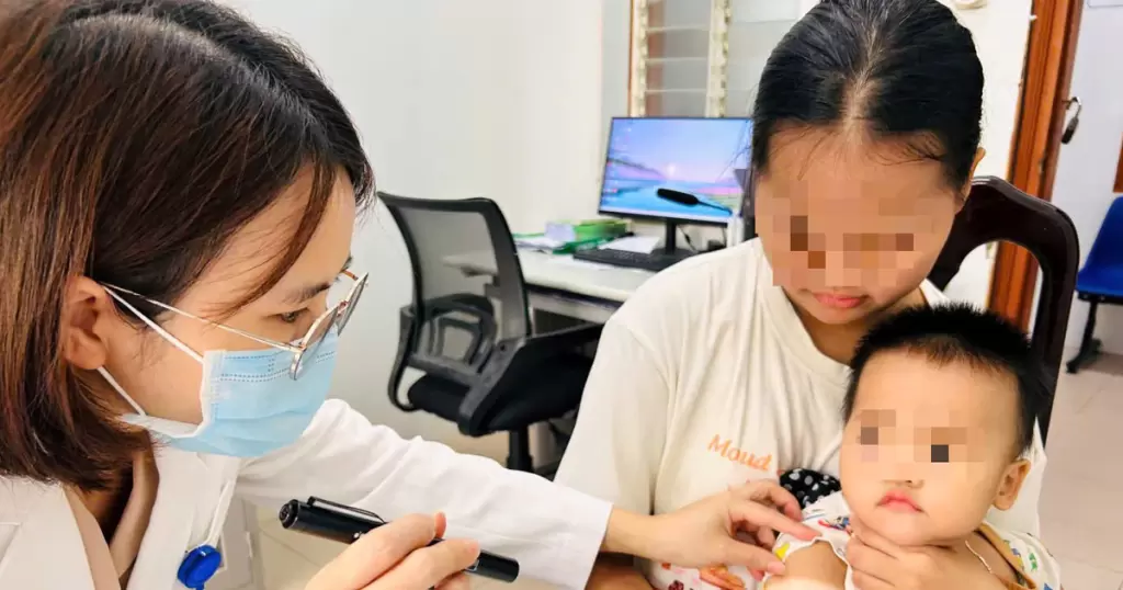 顺化市皮肤科医院一个多月接诊118例隐翅虫皮炎病例
