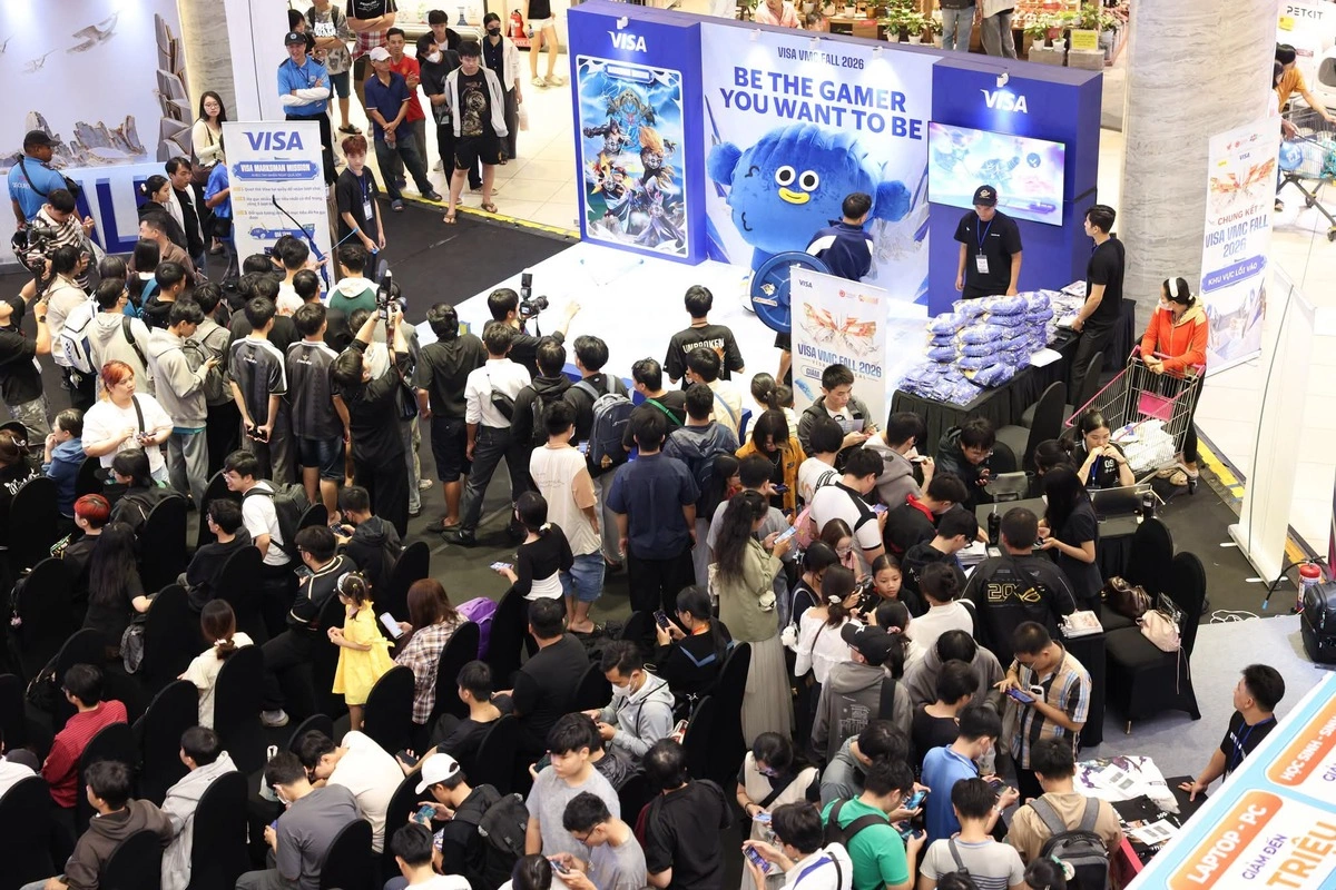 西贡幻影4比1胜Noob Team夺VMC秋季赛冠军 · 报道配图