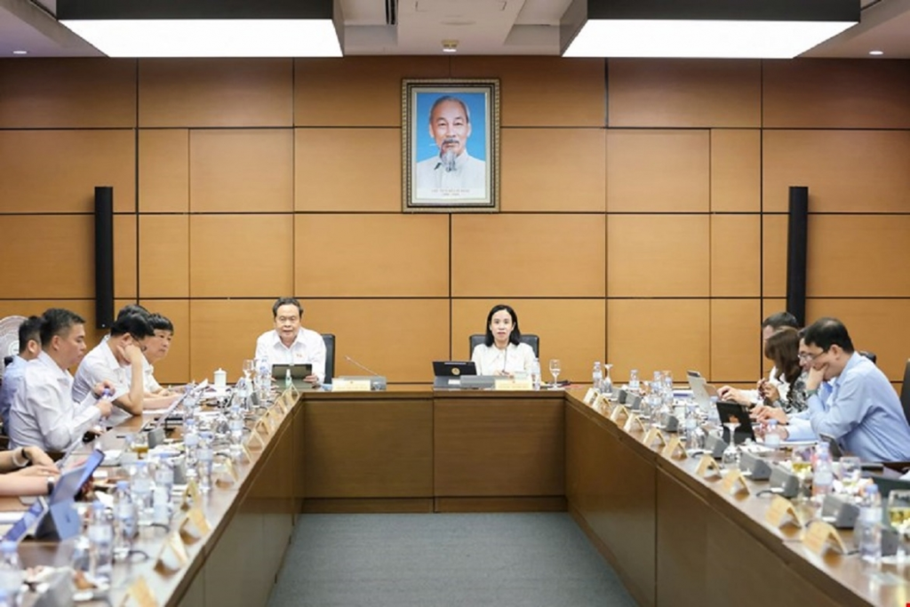 消费者需了解通过电商平台购物时的商品排名