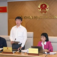 科技部副部长裴黄芳在活动上发言。