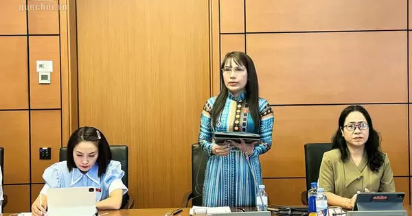 越南国会代表称加薪被物价上涨抵消 实际购买力未改善 · 报道配图