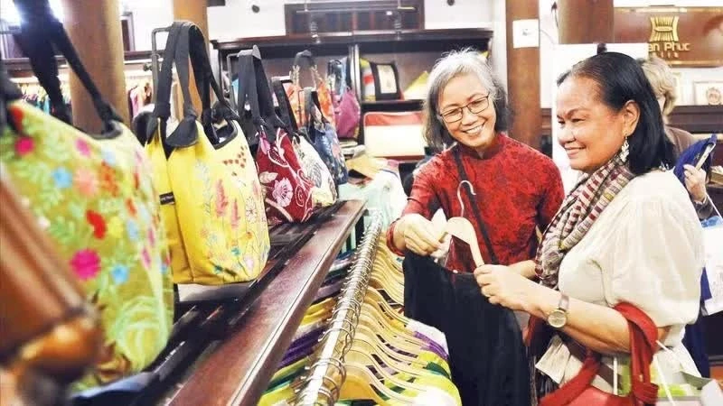越南学者提出文化遗产经济转化须让社区成为受益主体 · 报道配图