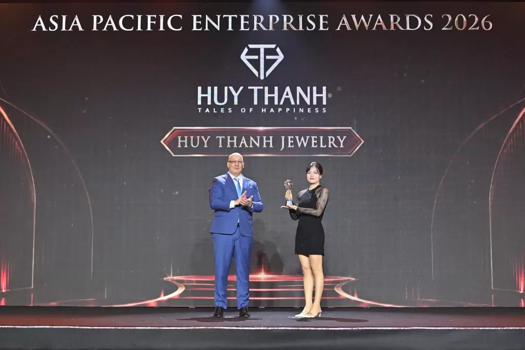 越南珠宝品牌Huy Thanh获亚太企业奖启发品牌奖 · 报道配图