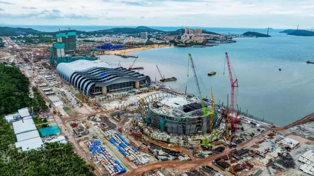 富国岛APEC 2027工程加速 承包商称资金与雨季制约进度