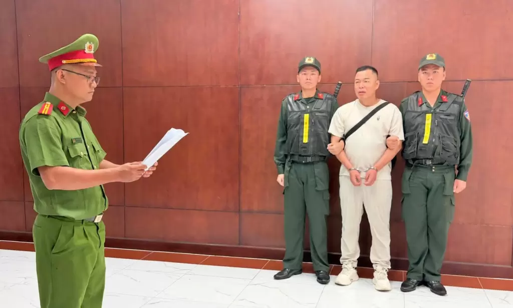 孙鹏涉侵犯“Hằng Du Mục”工业产权 胡志明市警方立案逮捕