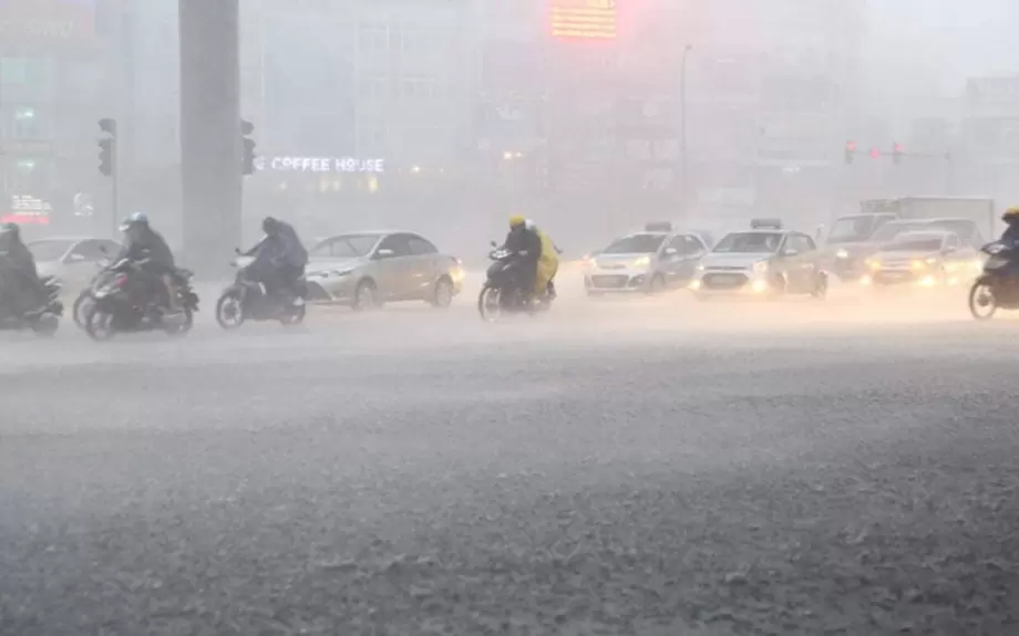 越南预报东北部和中部10月21日至22日连续降雨 · 报道配图