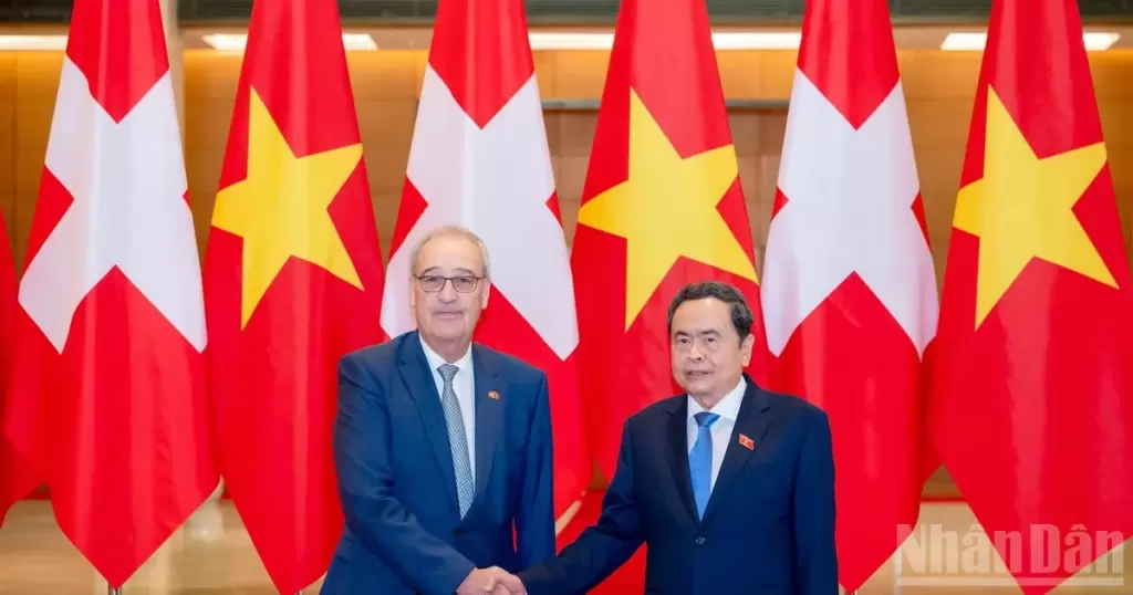 越南国会主席会见瑞士总统,讨论自贸协定批准与议会合作