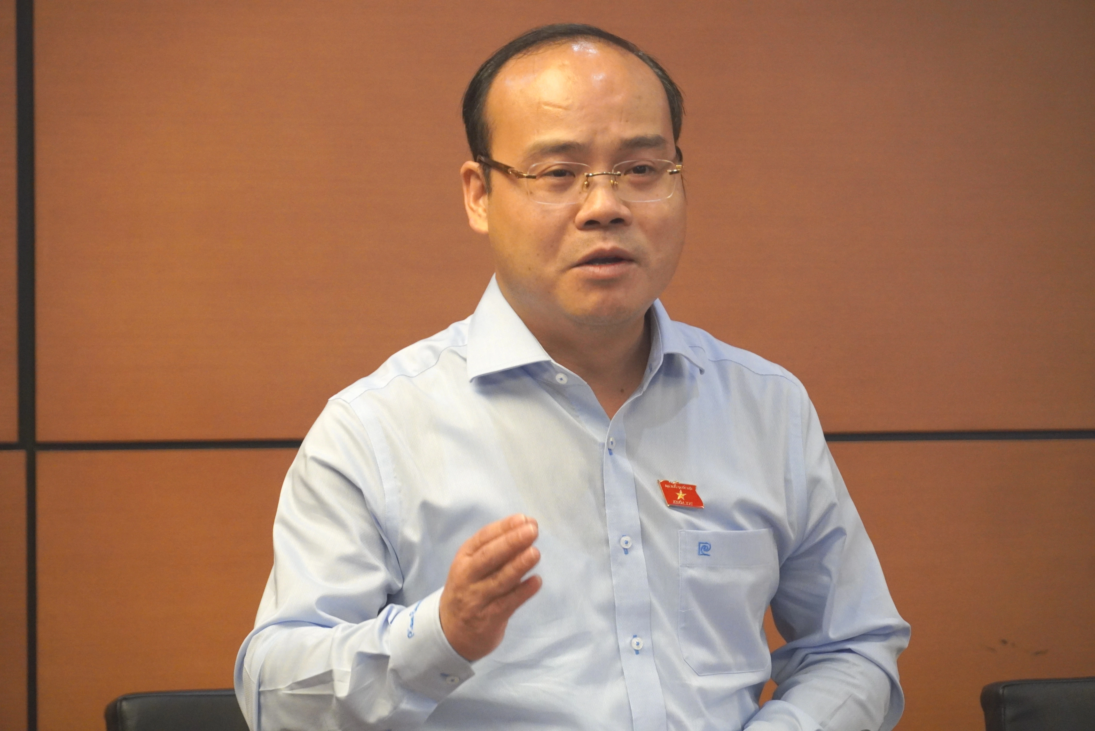 越南国会讨论学校撤并,有代表称出现逾万名学生“超级学校” · 报道配图