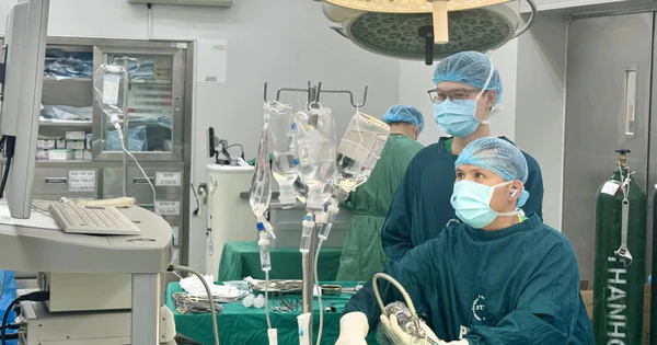 越南一患者结肠至肺部异常瘘管 术后两天脱离危重期 · 报道配图