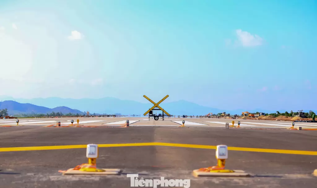 富吉机场第二条跑道