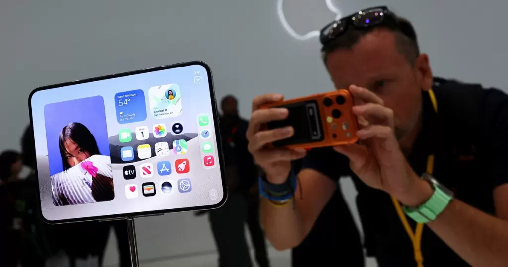 蘋果iPhone Duo越南預訂迅速售罄，黃牛加價近三倍轉售