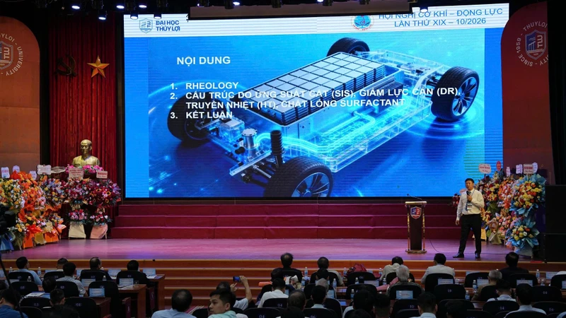 越南机械动力学术会议接收逾百篇论文并选出82篇发表 · 报道配图