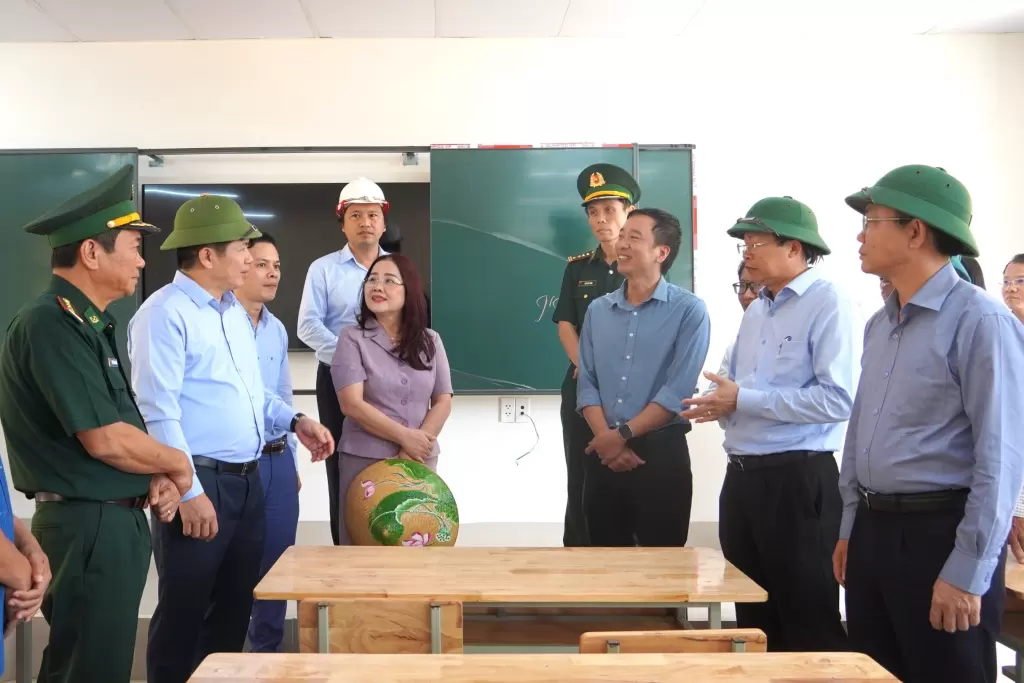 广治省自2027-2028学年起在两所边境寄宿学校教授老挝语