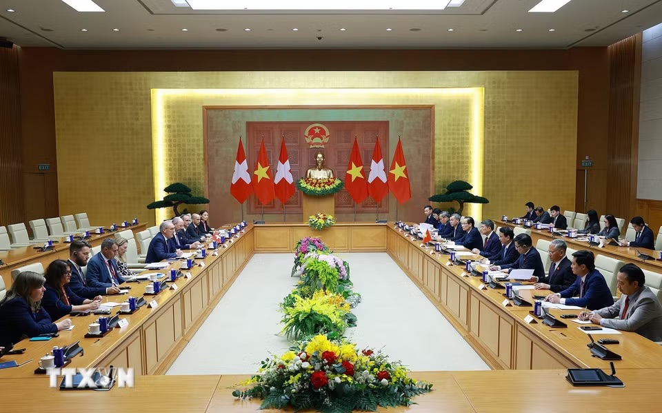 瑞士总统帕尔梅林访越,越南总理提议分享国际金融中心经验 · 报道配图