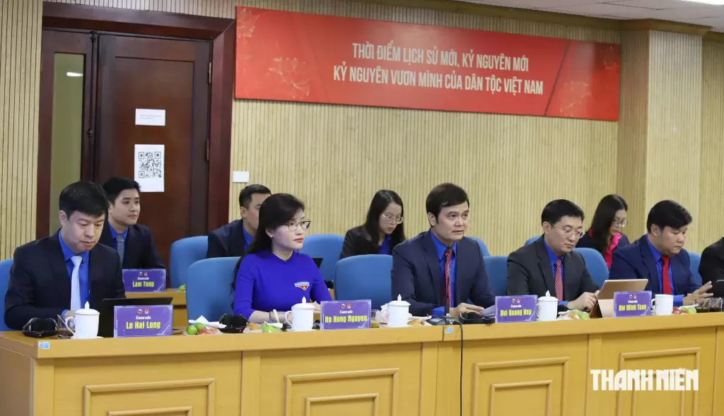 胡志明共產主義青年團中央代表團出席會談