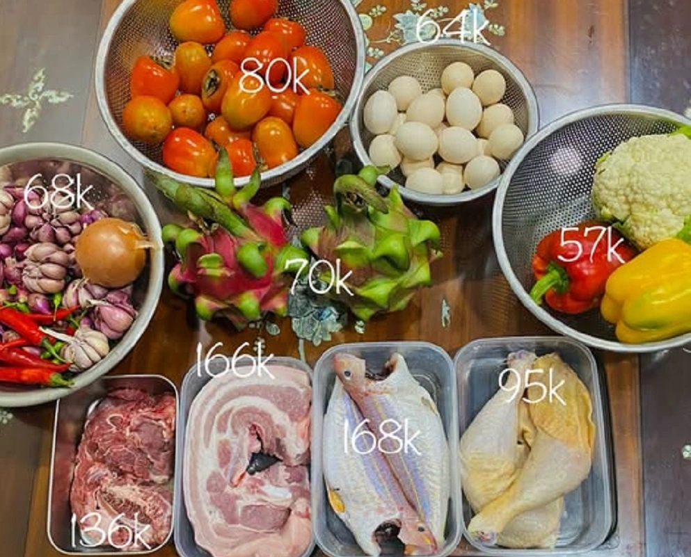 两条鱼16.8万越南盾与胡志明市抢购家乡食品潮流 - 1