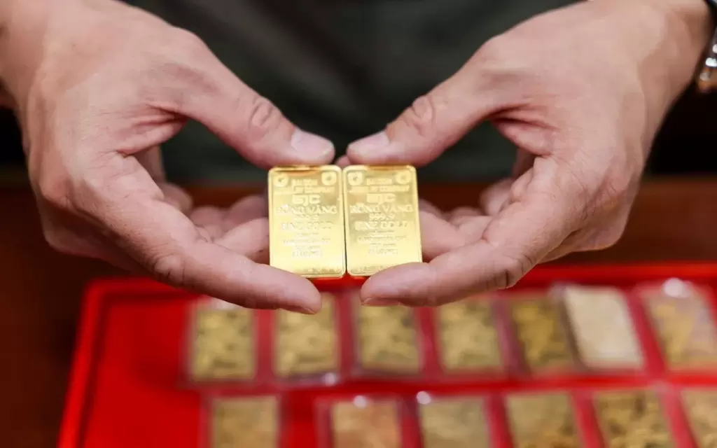 越南金價10月19日上午每兩下跌50萬越南盾 · 報道配圖