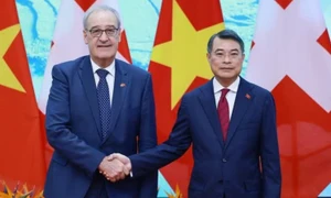 越南与瑞士力争双边贸易额翻倍