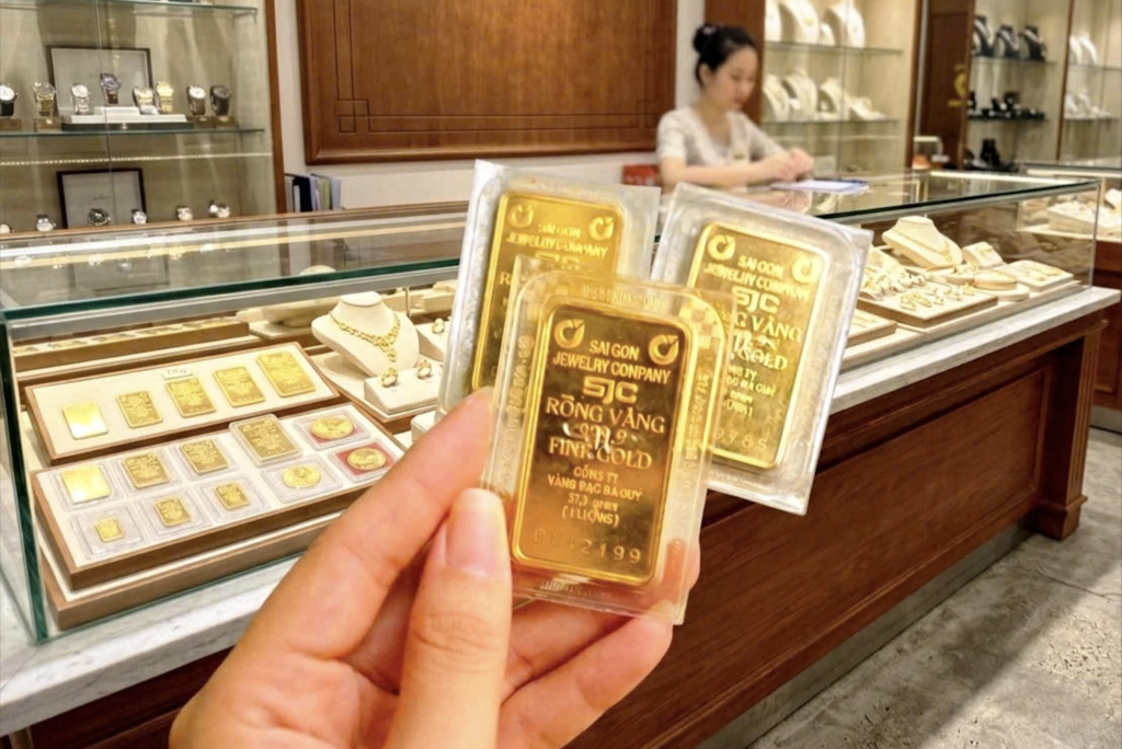 SJC金条价格小幅上涨
