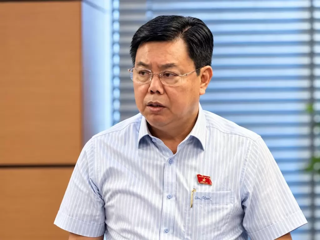 越共政治局要求2026年建成统一岗位数据库,薪酬与岗位挂钩 · 报道配图