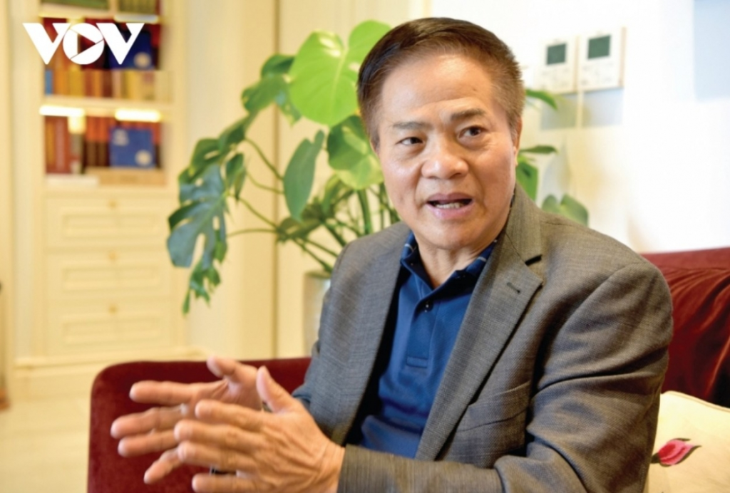越共十四届四中全会通过干部工作新决议,提出三项突破