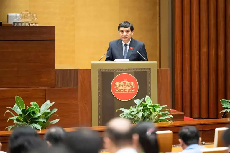 越南国会审议七部文化领域法律修订草案,拟下放电影活动审批权 · 报道配图